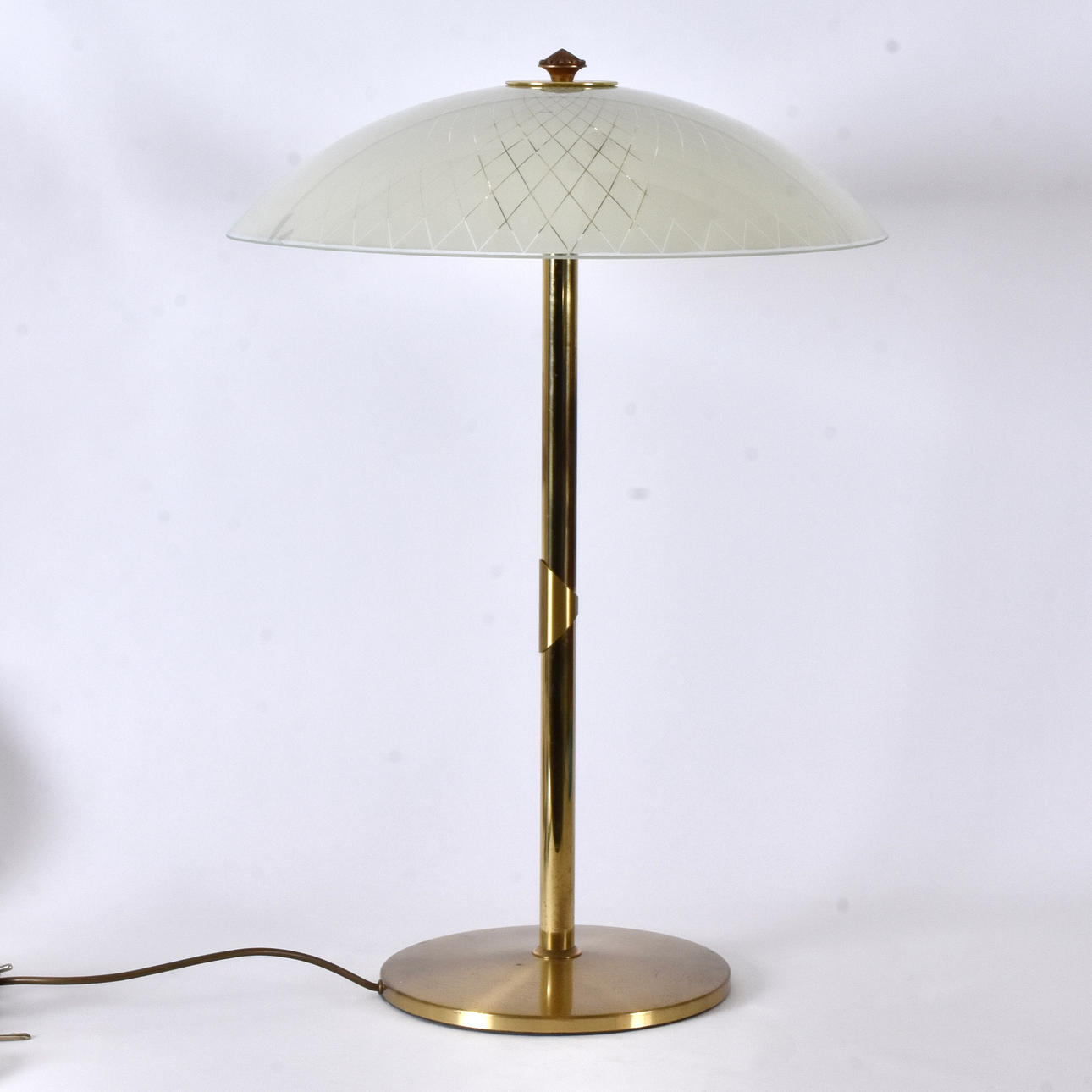 BORDSLAMPA, mässing och glas.