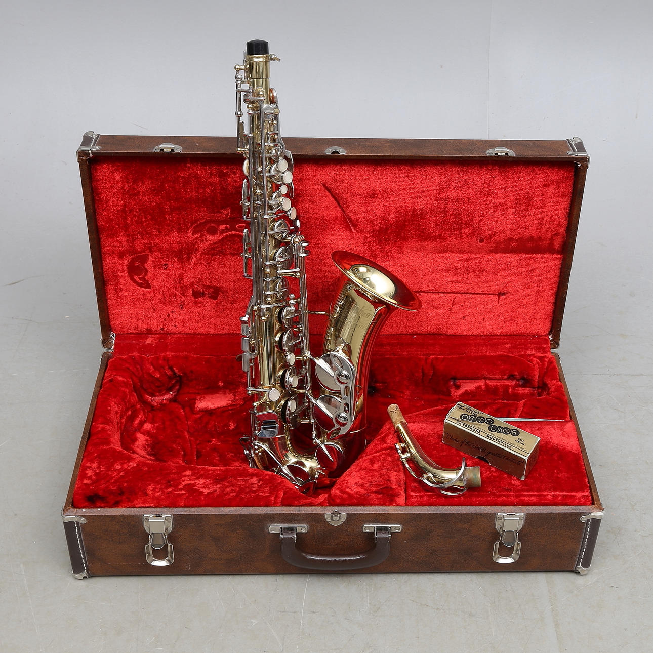 サックス アームストロング ビンテージ Armstrong Model 3000 Vintage Armstrong 3000 Alto Sax - Saxquest - YouTube