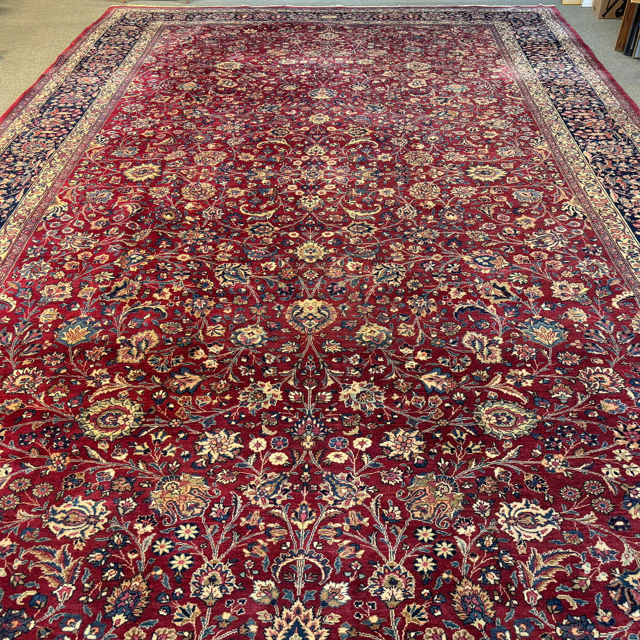 MATTA, Täbriz, cirka 650 x 373 cm.