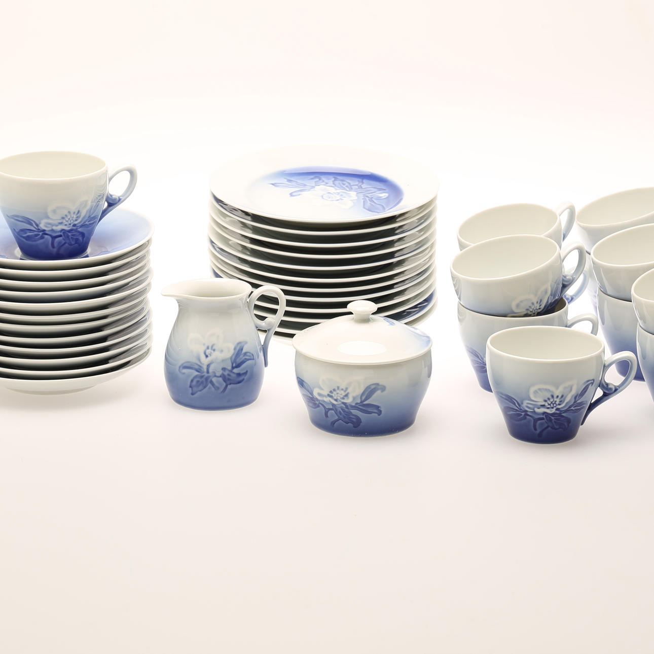 KAFFESERVIS, 26 delar, porslin, "Julros", Bing & Gröndahl.