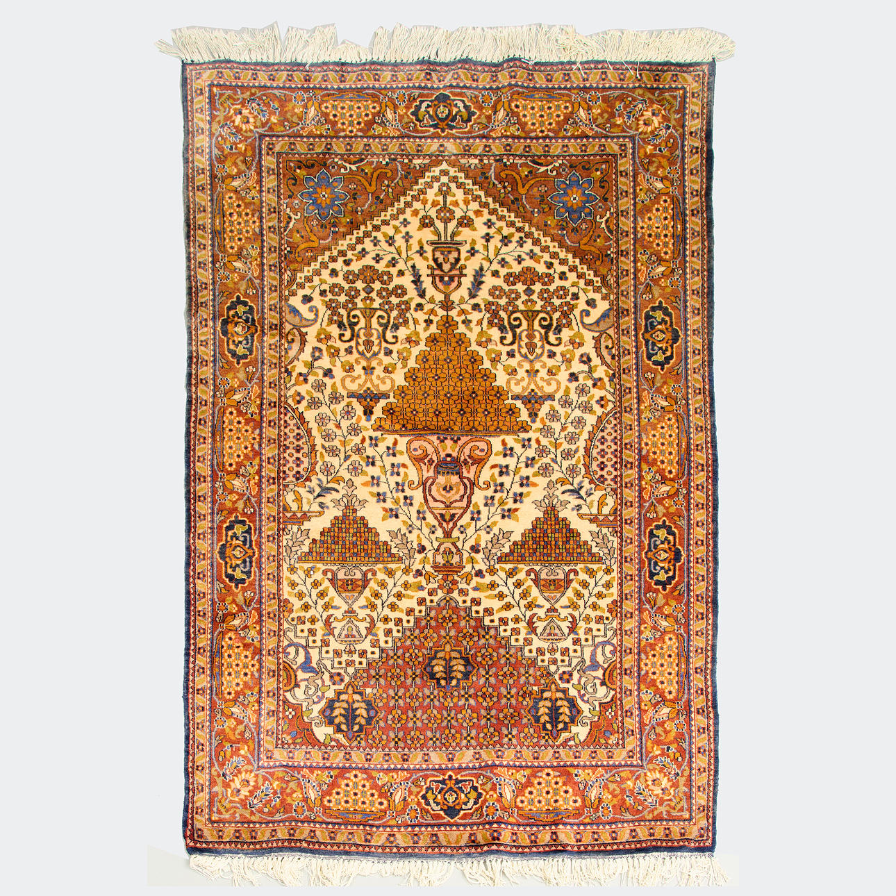 CARPET Keshan old/semi-antique.
