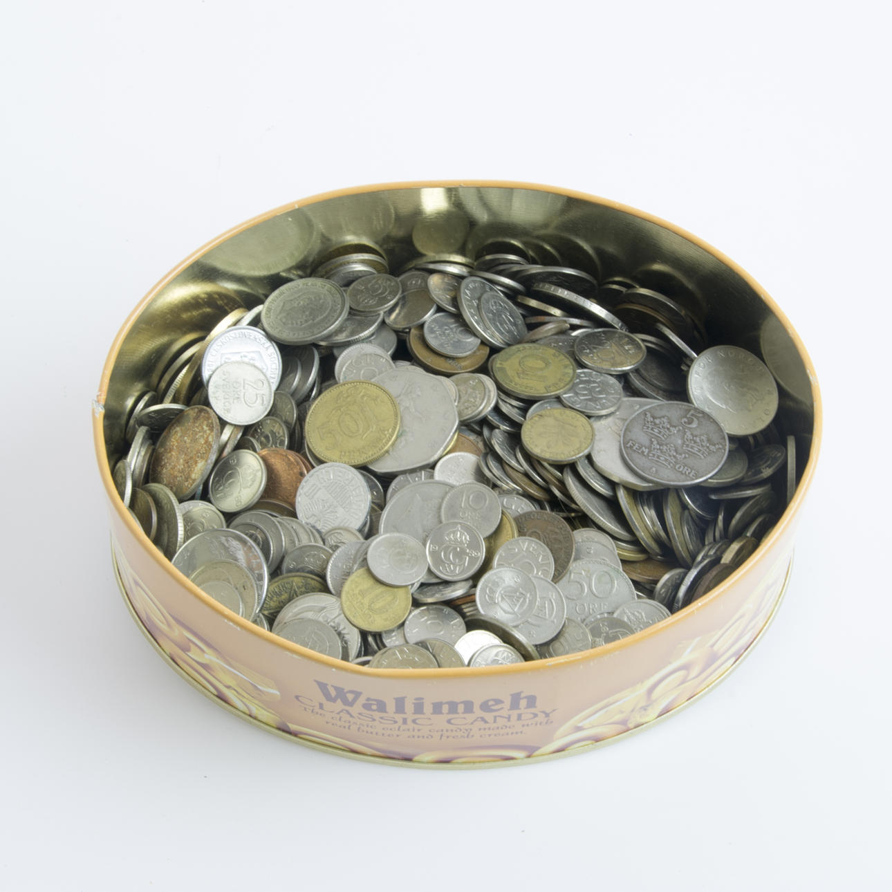 MÜNZEN, 1 Dose, verschiedene Länder, 20. Jahrhundert.