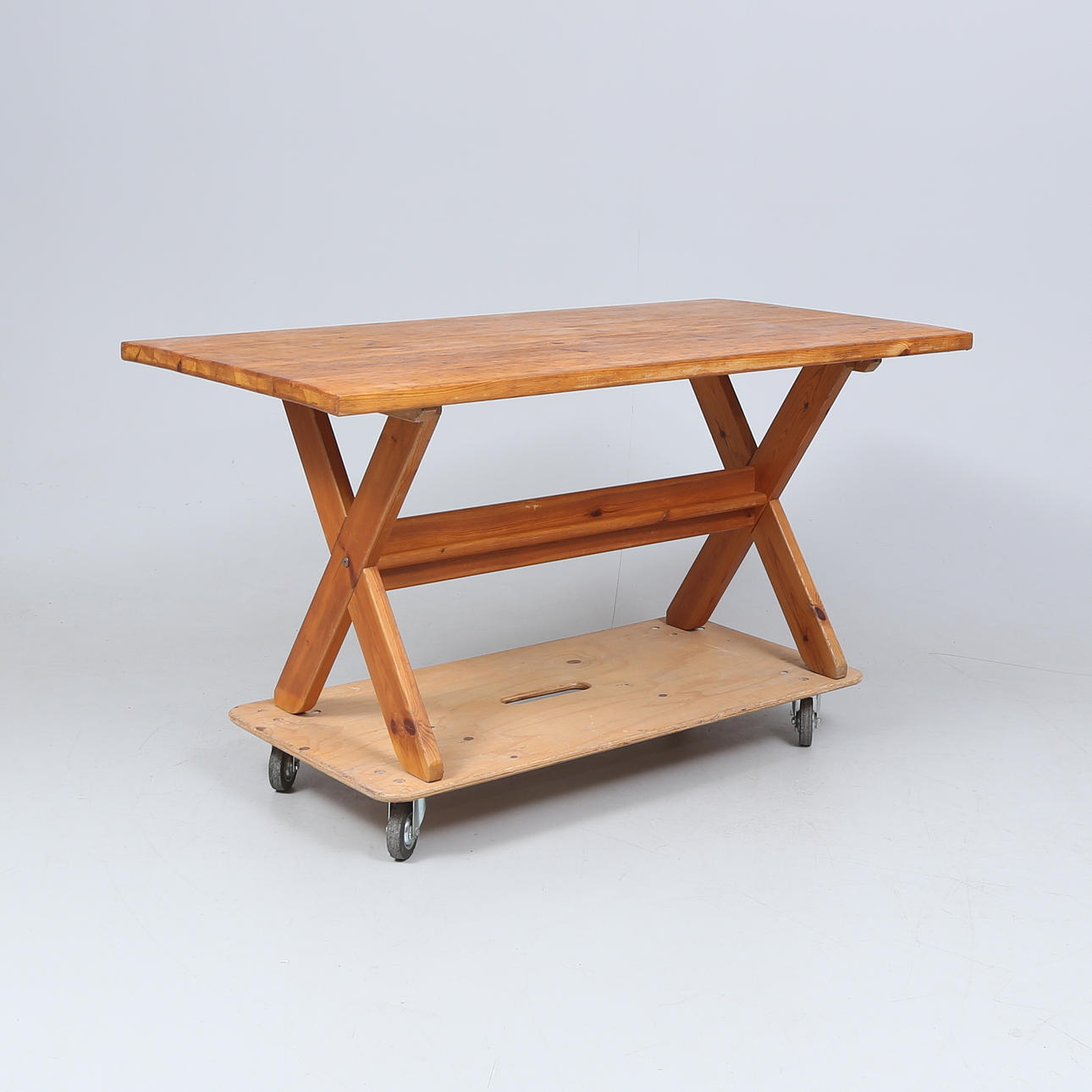 BOCKBORD, furu, 1900-talets andra hälft.