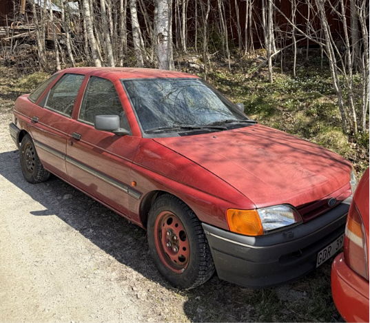 Bil FORD ESCORT 1,6I GL.
