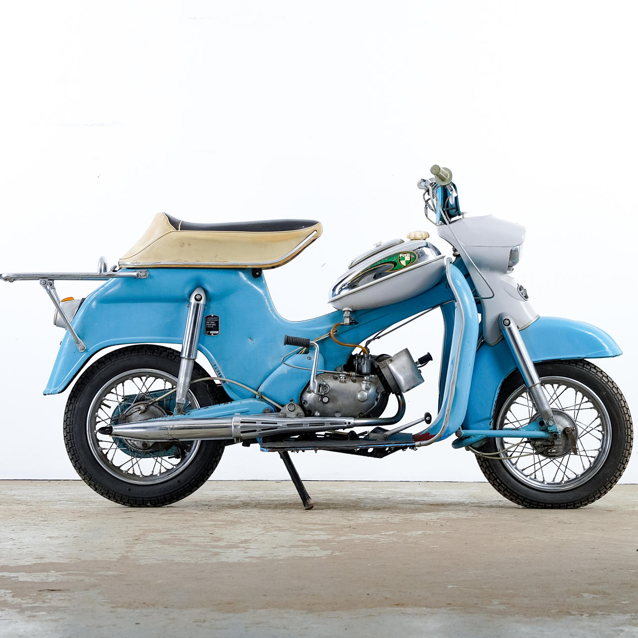 PUCH, 1454 Alabama, ca 1962.