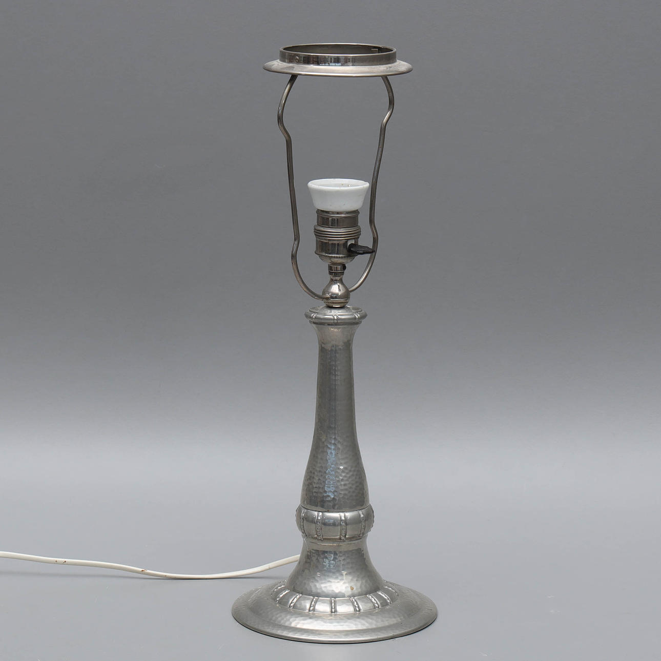 BORDSLAMPA, tenn, Hags, 1900-tal.