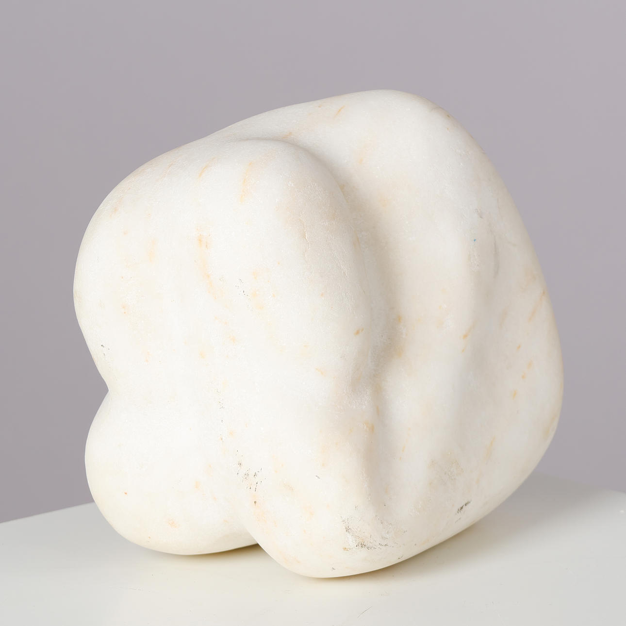 石木文　てふてふ　白　【未使用】 Organically shaped sculpture in white marble, unknown but