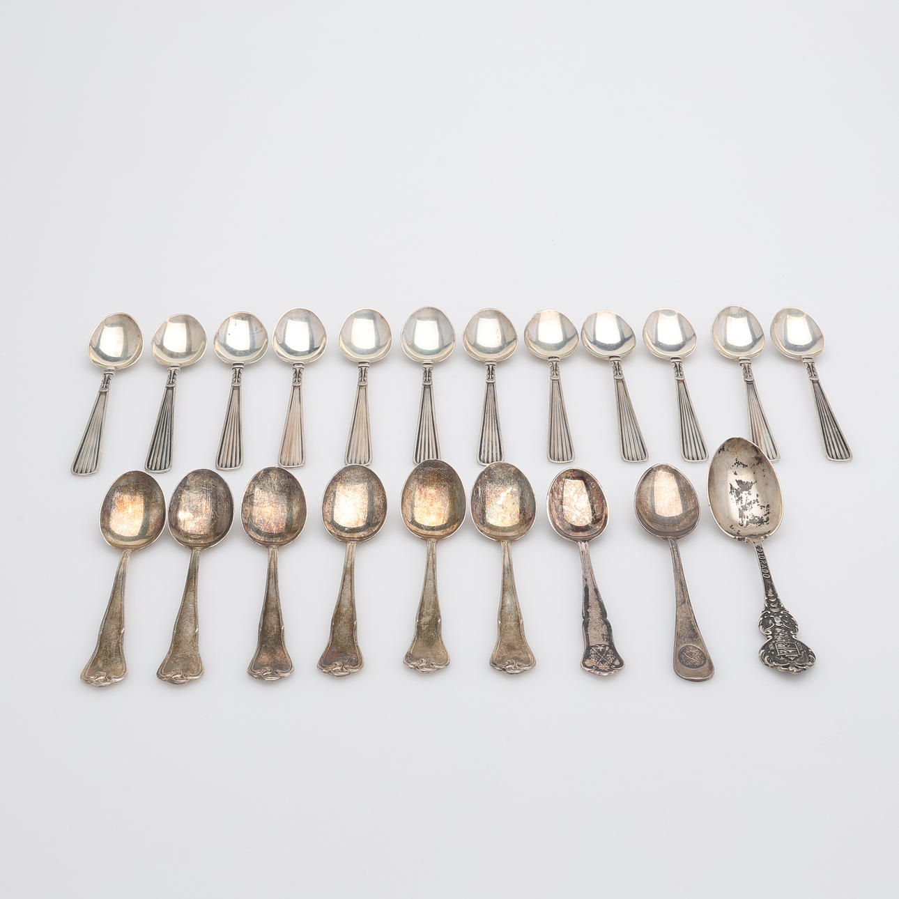 SKEDAR, 21 STYCKEN, SILVER, TOTAL VIKT CA 258 GRAM.