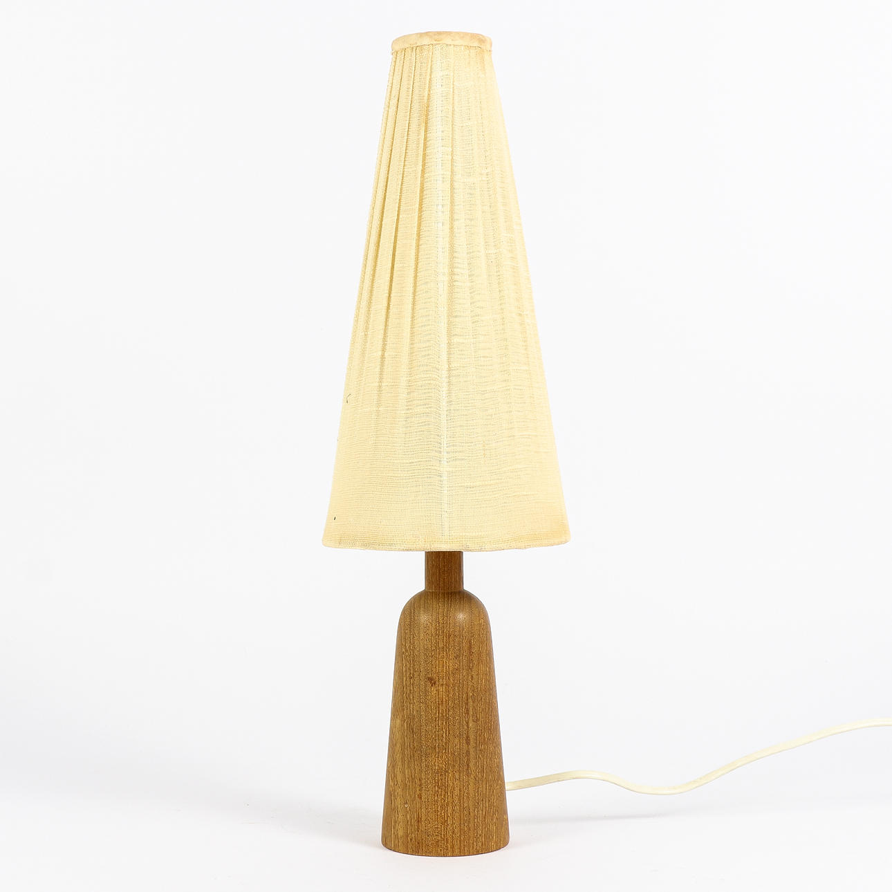 BORDSLAMPA teak, 1900-tal.