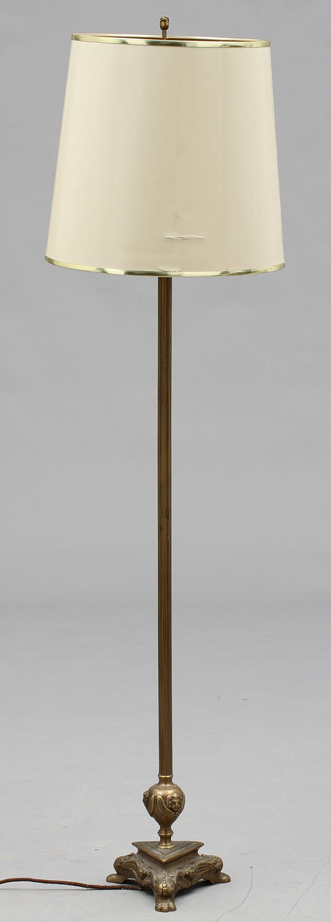 GOLVLAMPA, engelsk stil, 1900-tal.