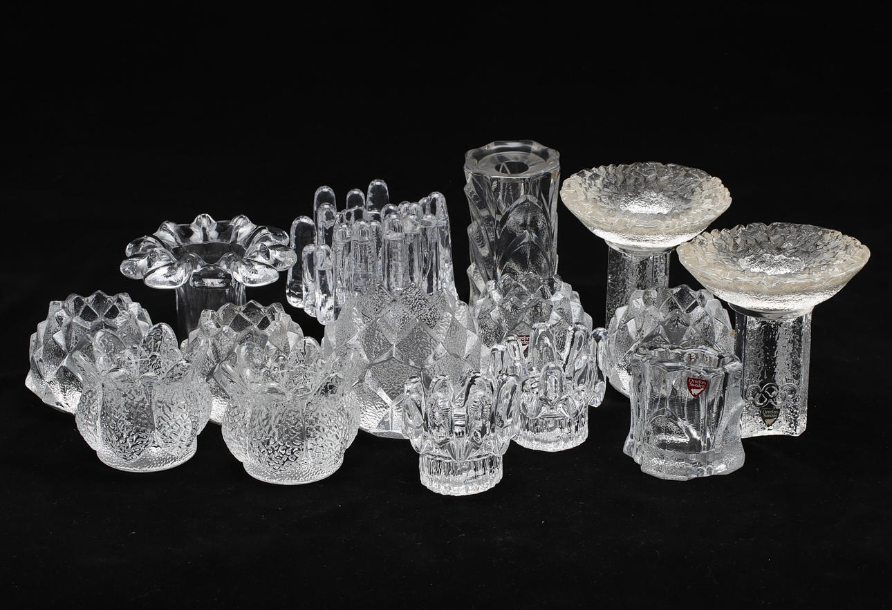 LJUSLYKTOR, 15 st, glas, "Nimbus", Berit Johansson, "Sunflower", Göran Wärff m fl, Orrefors.