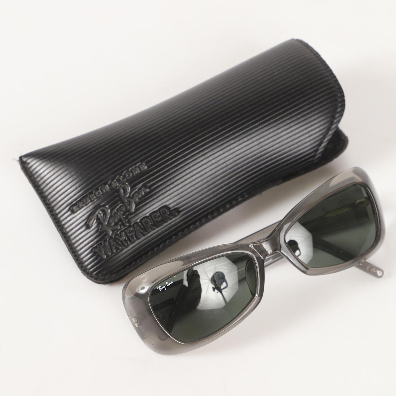 SOLGLASÖGON, plast, Ray-Ban.