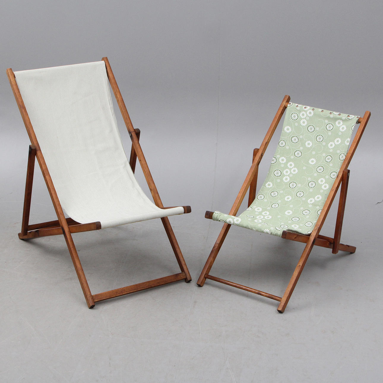 SOLSTOLAR 2 st, textil/trä.