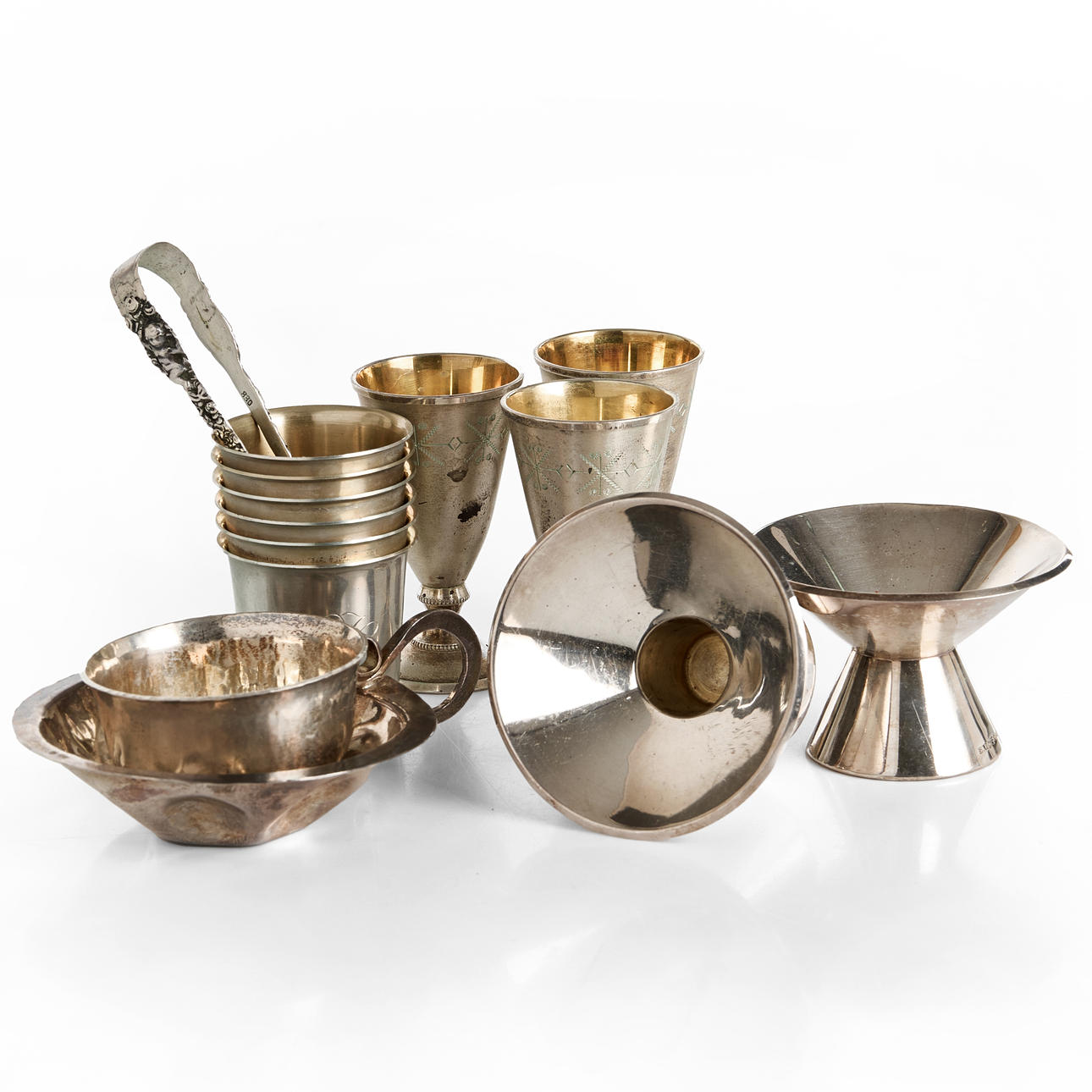 SILVER, 14 pieces, silver, incl. schnapps cups, candlesticks, various makers, 20th century.