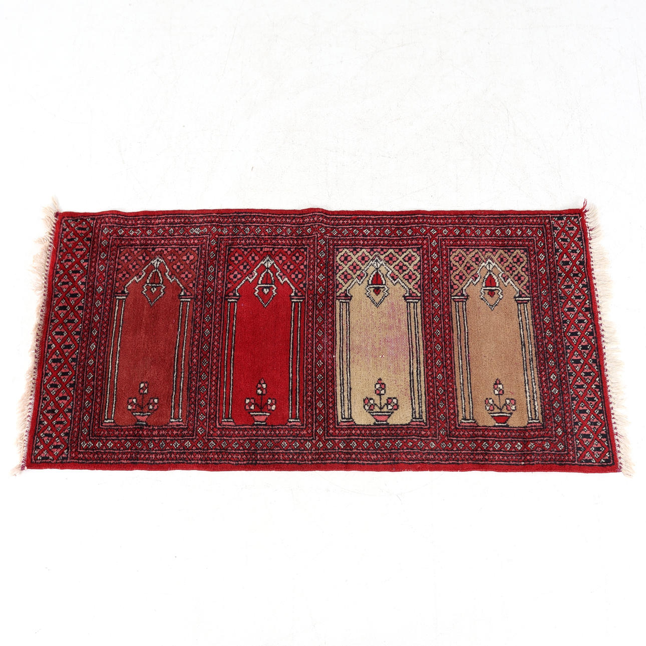 BÖNEMATTA, orientalisk, ca 149 x 76 cm.