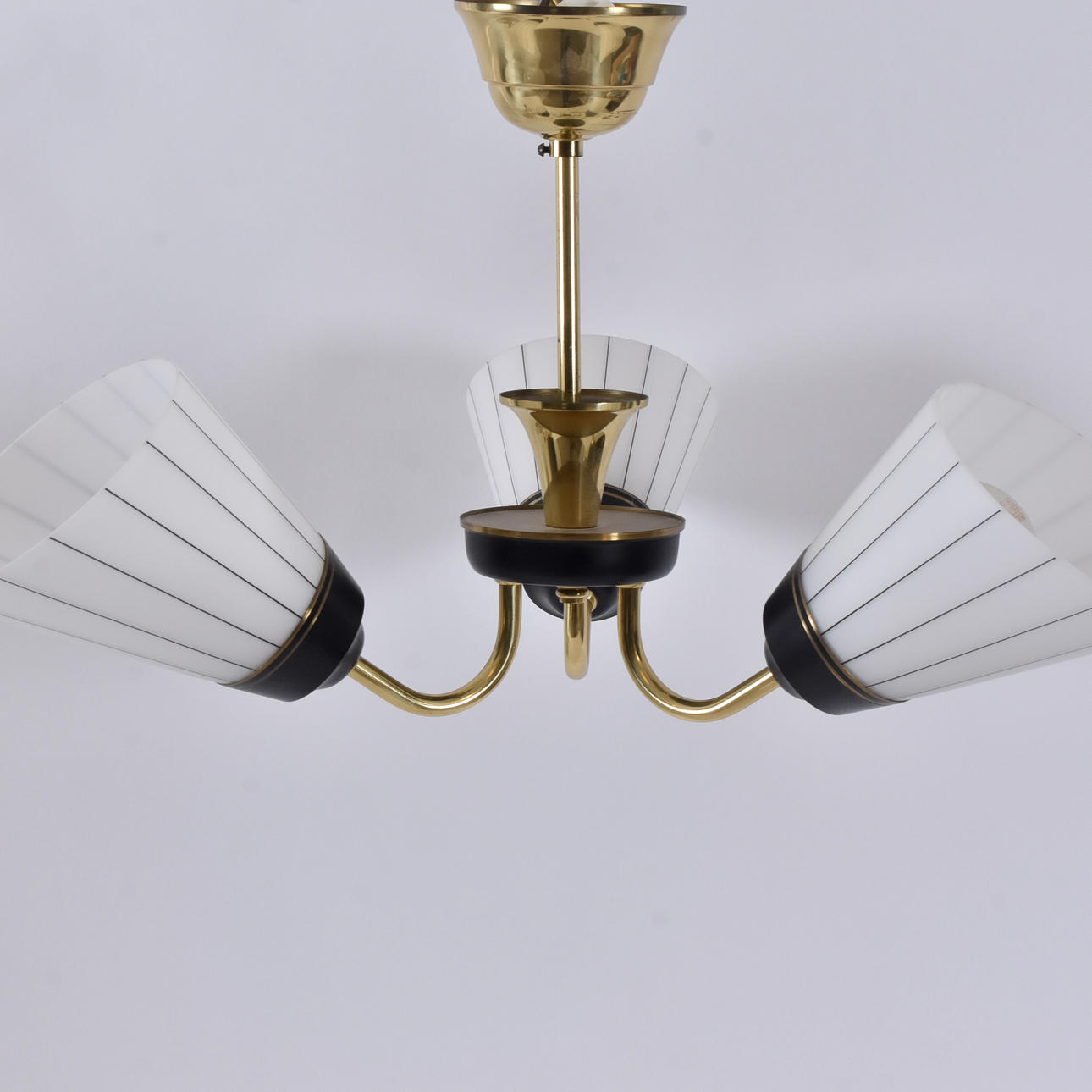 TAKLAMPA, mässing, 1950-60-tal.