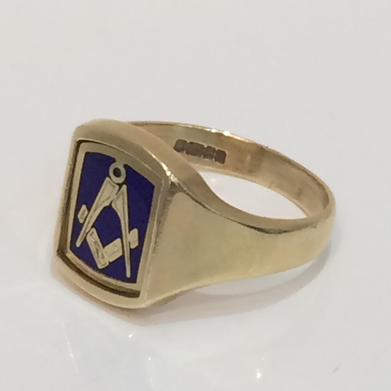 9CT GULT GULD, BLÅ EMALJ FRIMURARNAS VRIDBAR RING.