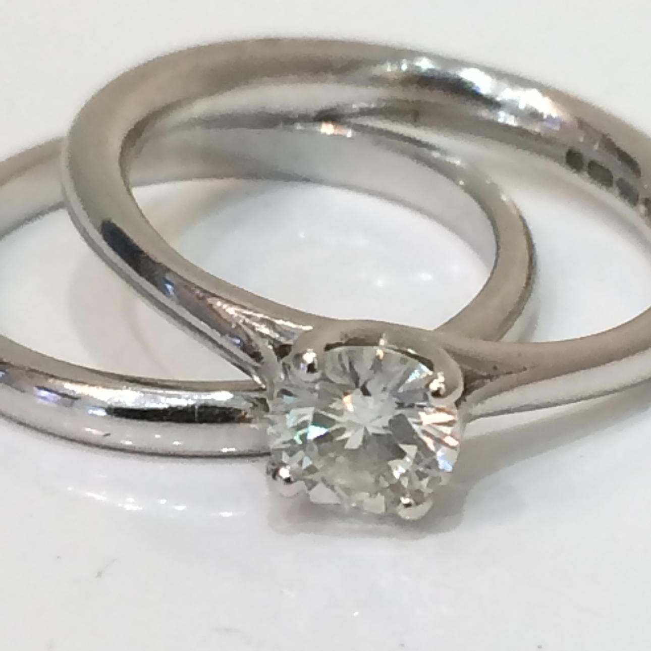 DIAMANT FÖRLOVNING/VIGSELRING SET.