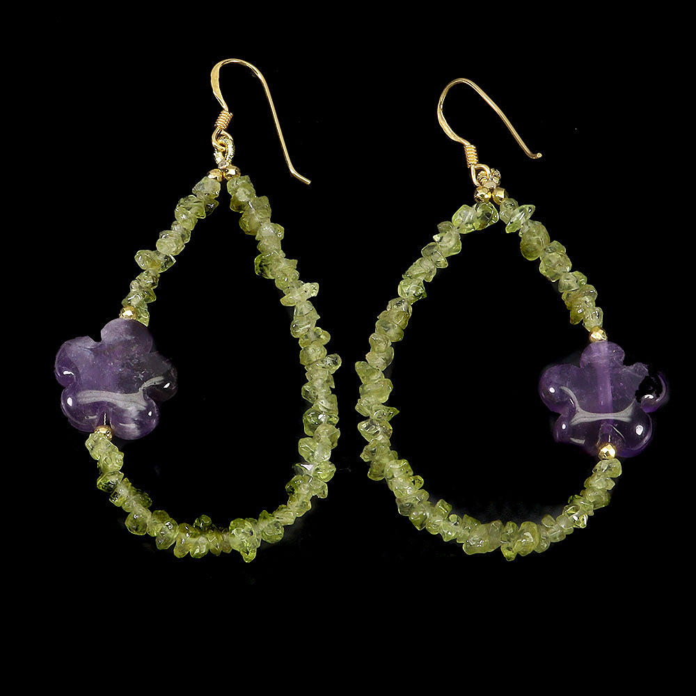 PERIDOT AND AMETHYST EARRINGS.