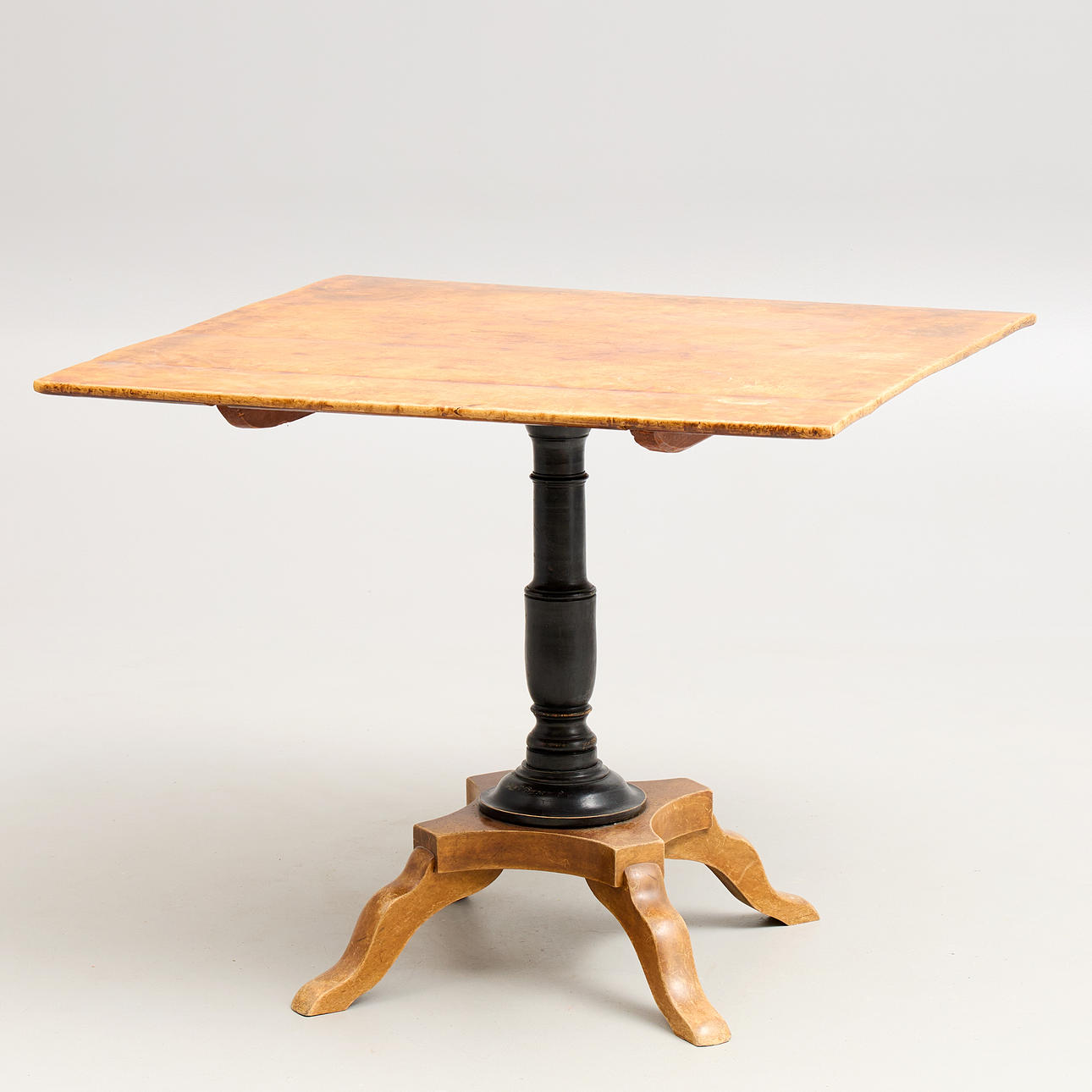 TABLE, 19th-20th century.