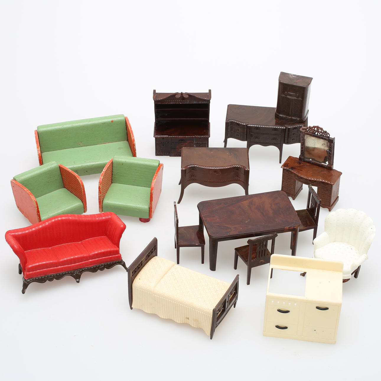 DOCKMÖBLER, 16 st, plast och trä, Renwal, USA.