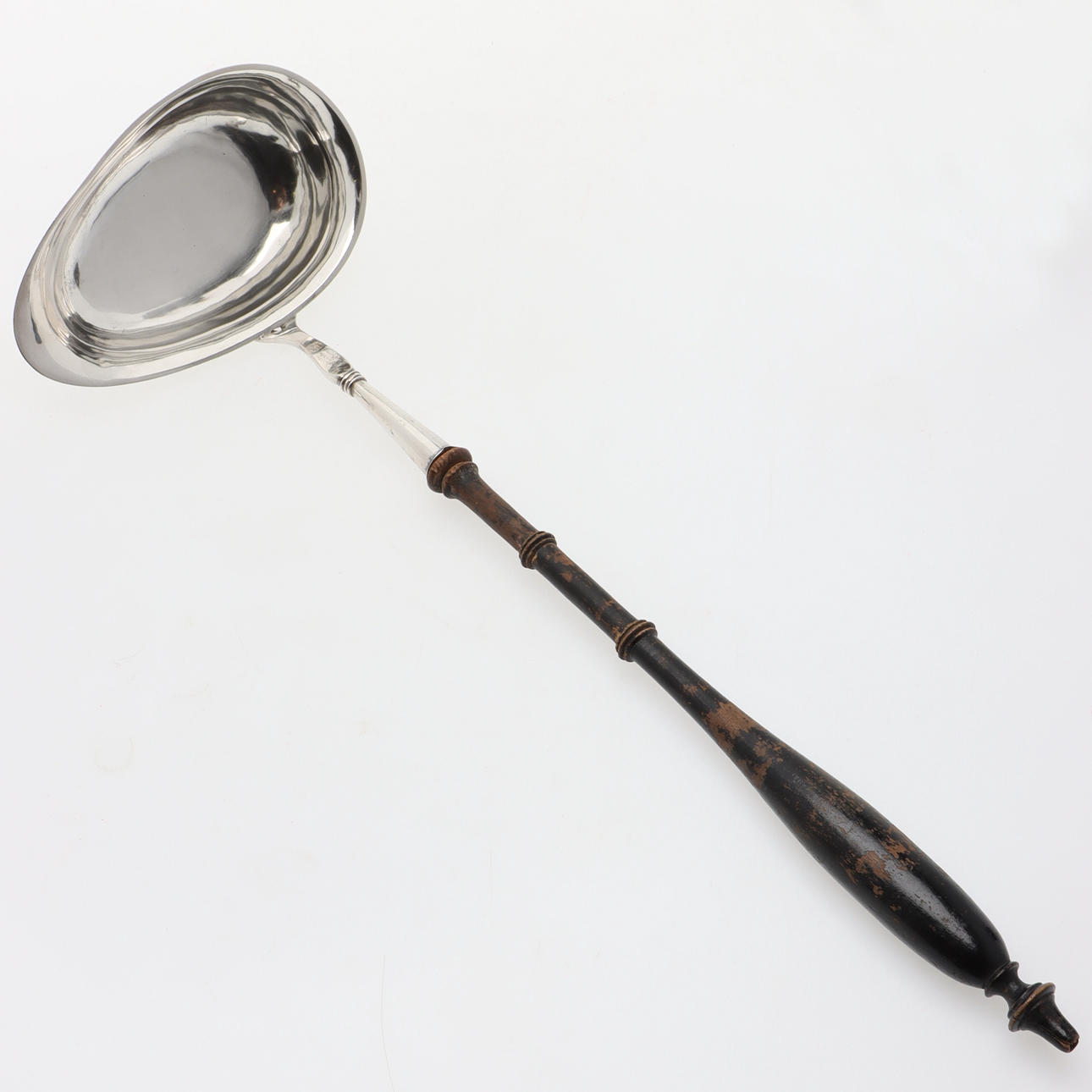 SOPPSLEV, silver, med träskaft, OA, Lindesberg, 1877.