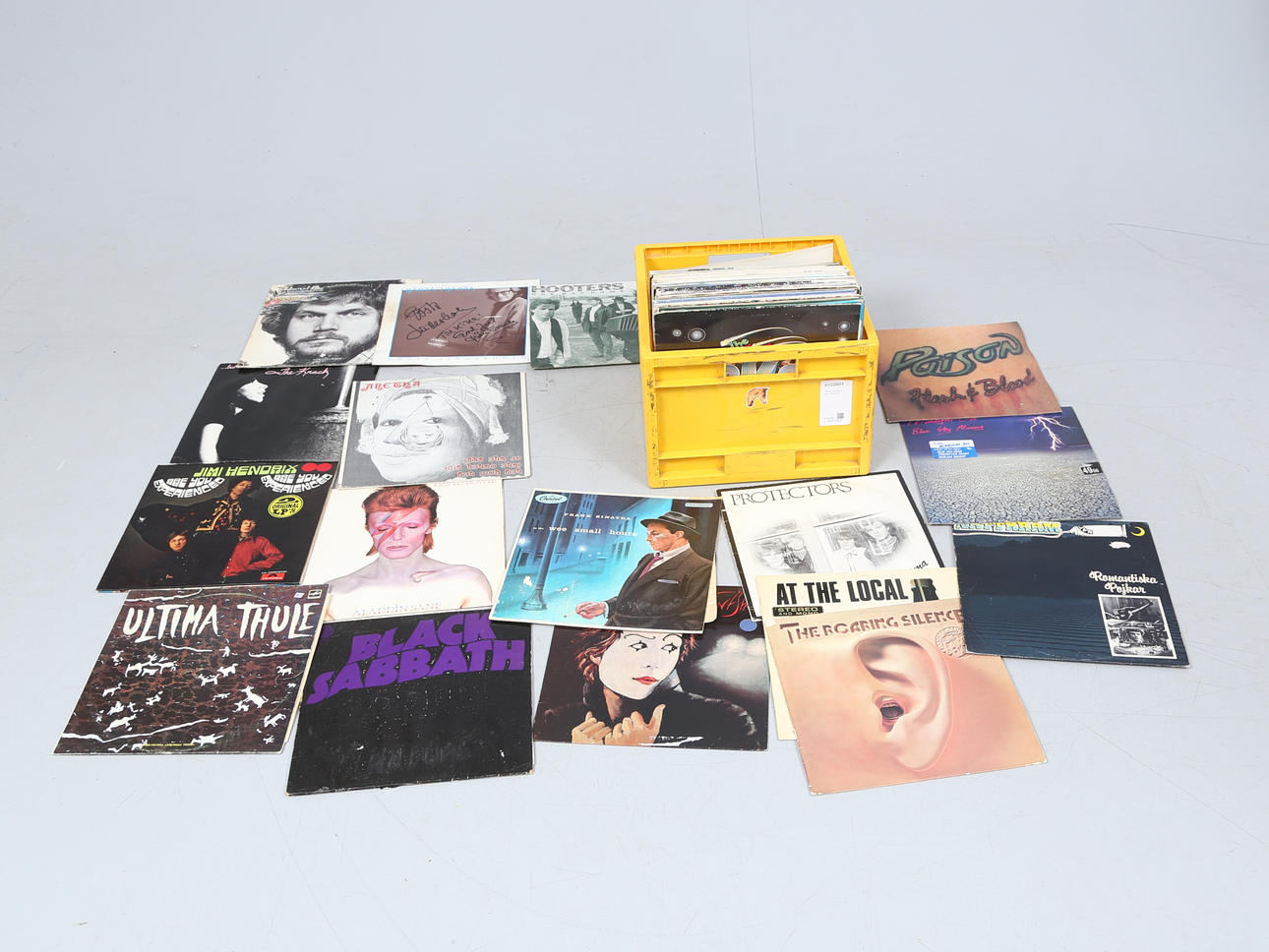 VINYL, lp-skivor, bl.a. hårdrock.
