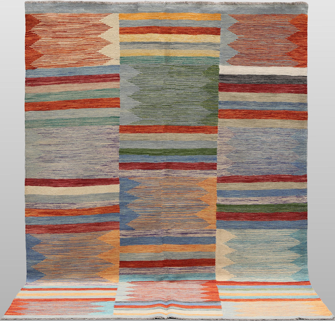 ORIENTMATTA. Kelim modern design, 236 x 178 cm.
