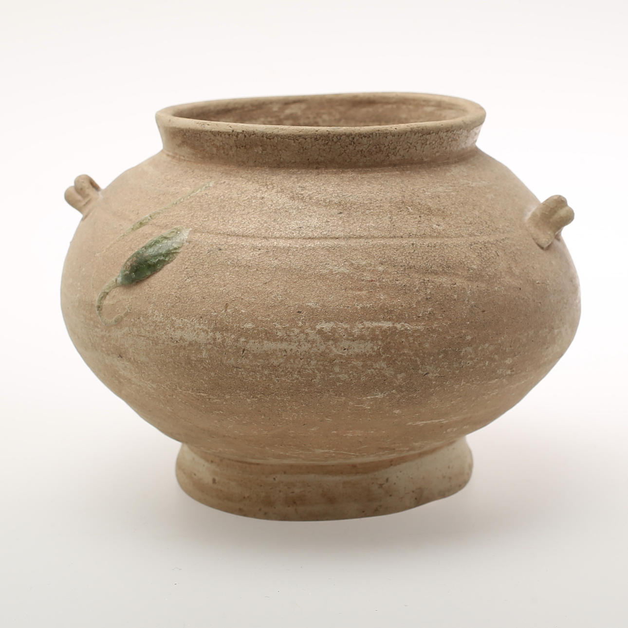 URNA, lergods, celadonglasyr, troligen 400/600-tal.