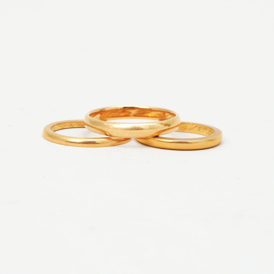 RINGAR, 3 st, 20k guld. Vikt ca 13,6 g.
