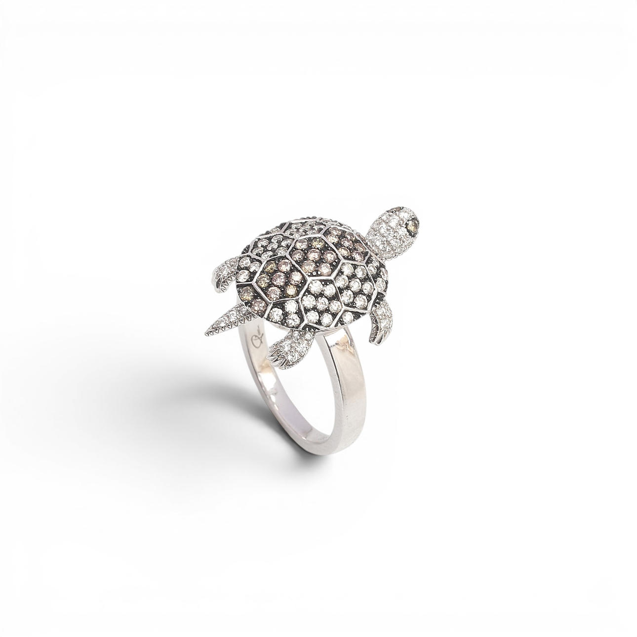 Turtle-shaped ring/pendant.