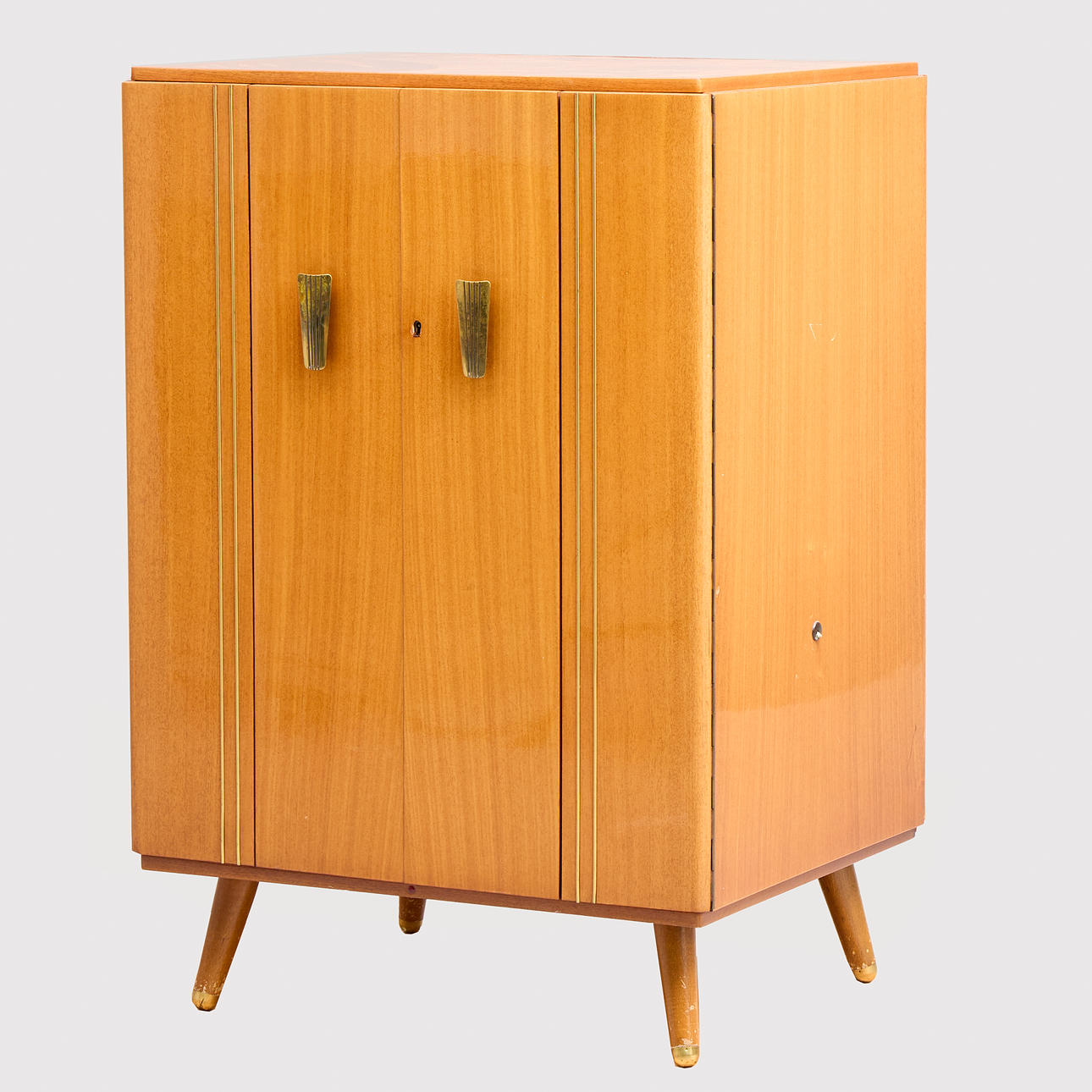 COCKTAIL CABINET, mid-20th century.
