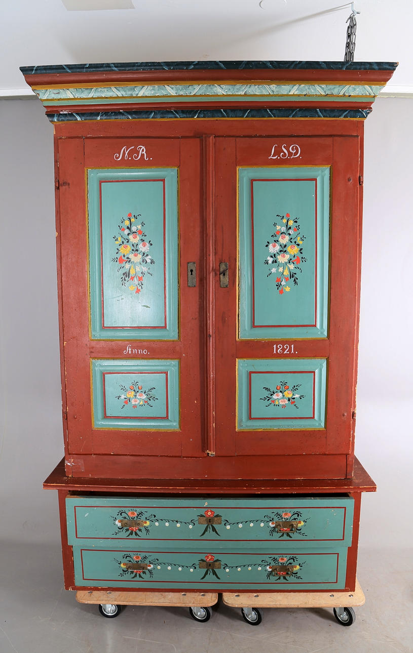 ALLMOGESKÅP,1800-tal.