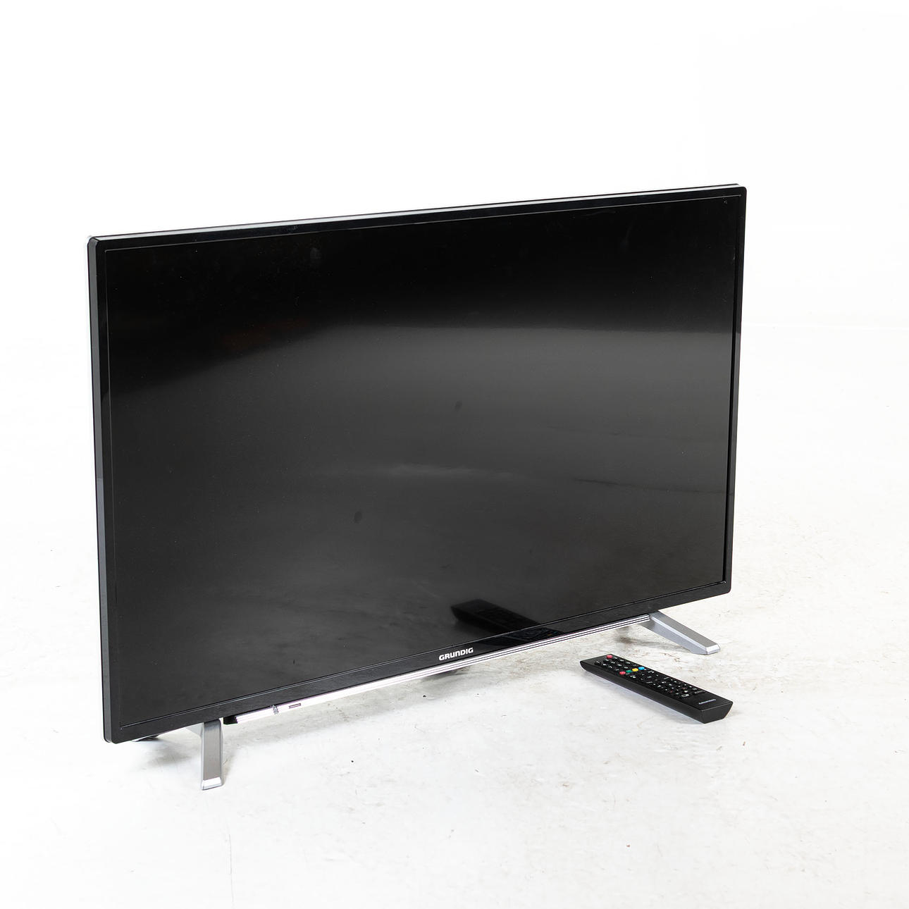 TV, Grundig 40".