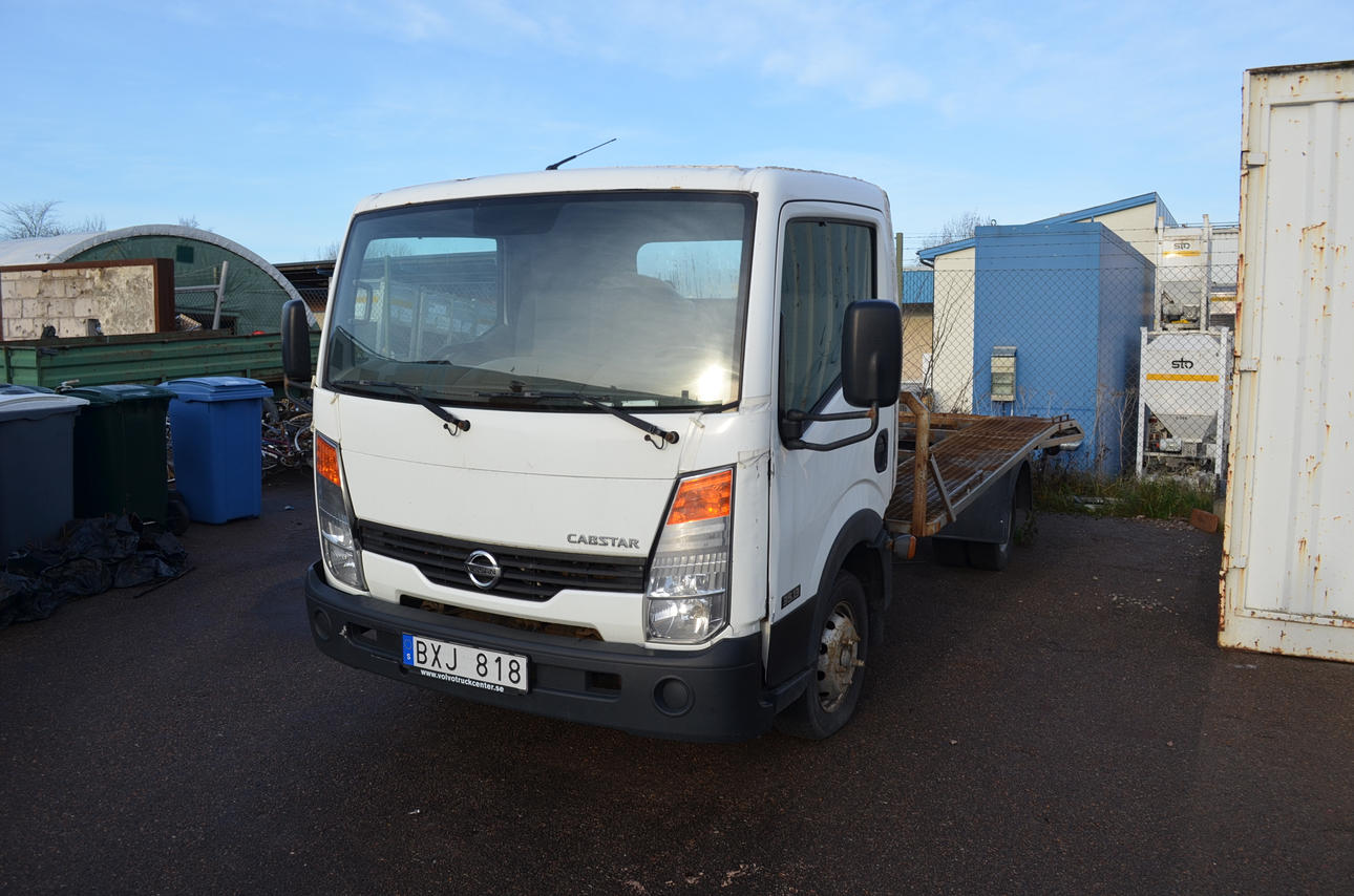 BILTRANSPORT, CABSTAR, NISSAN.