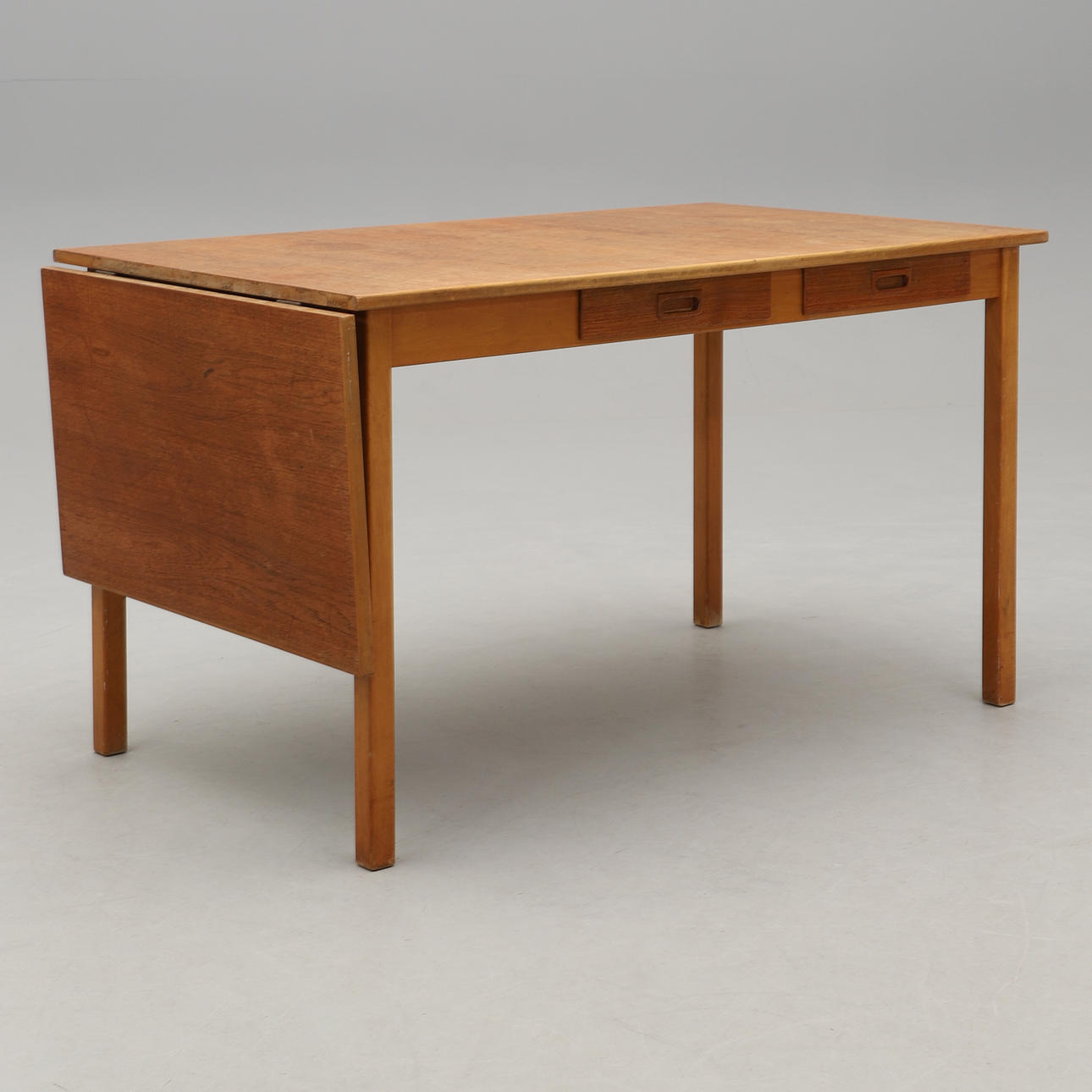 SKRIVBORD/MATBORD, 1950/60-tal.