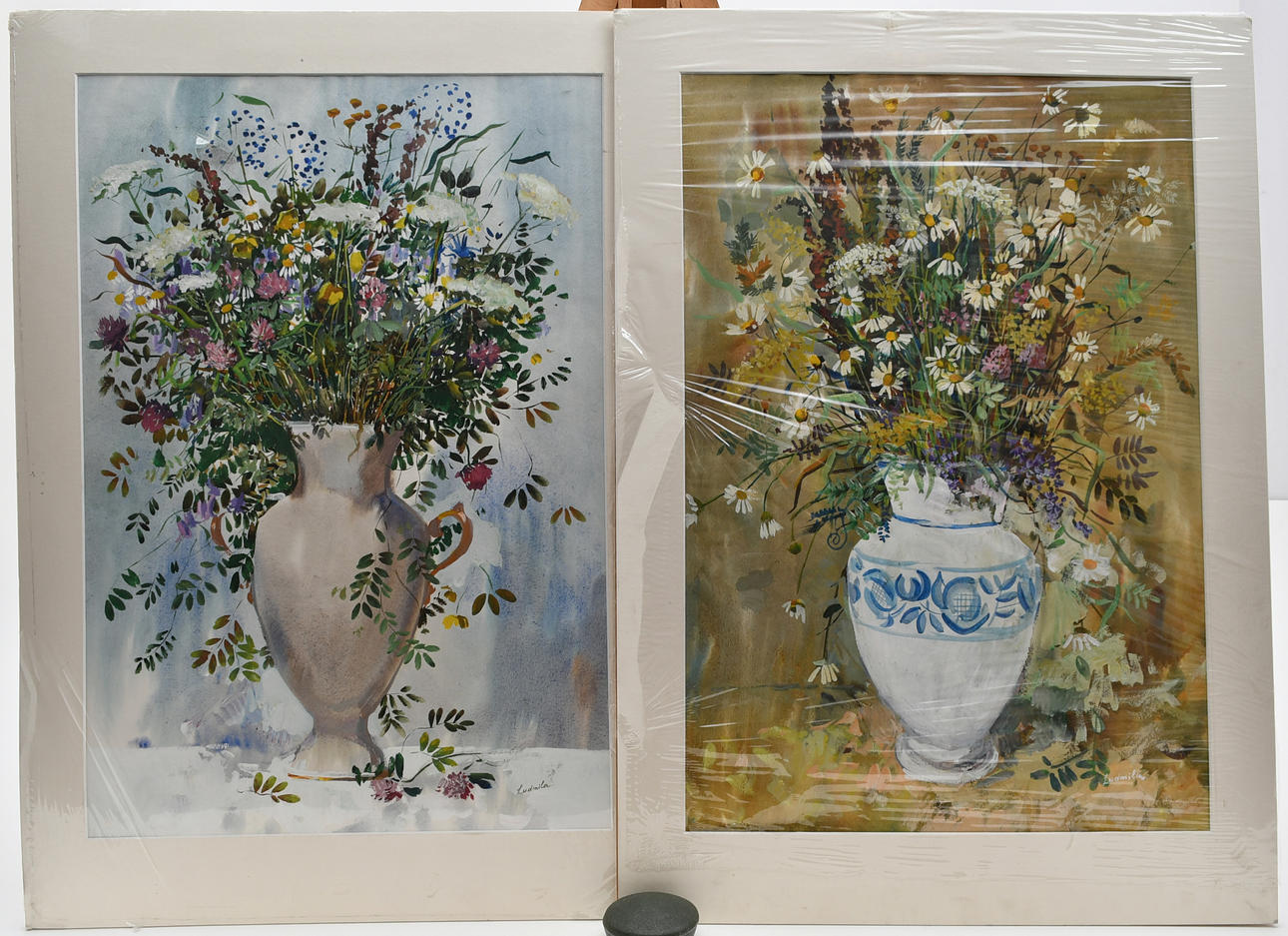 OIDENTIFIERAD KONSTNÄR. blomsterstilleben, akvareller. 2 st.