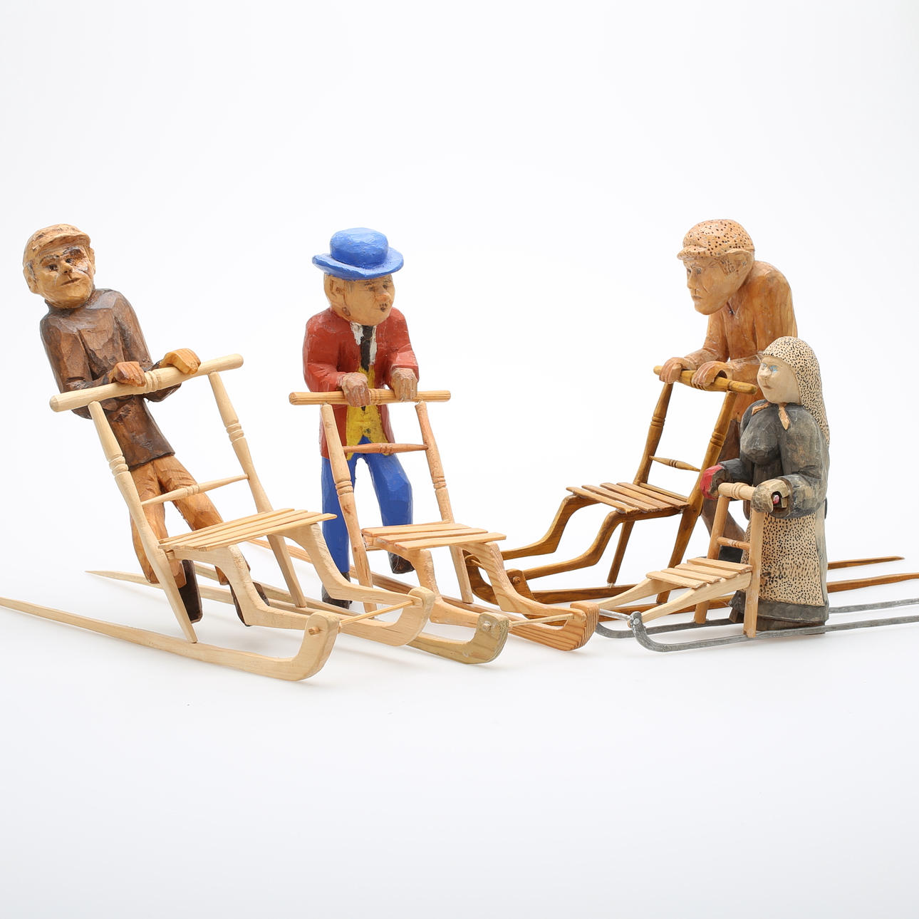 SKULPTURER, 4 st, snidat trä, Folke Andersson, signerade.