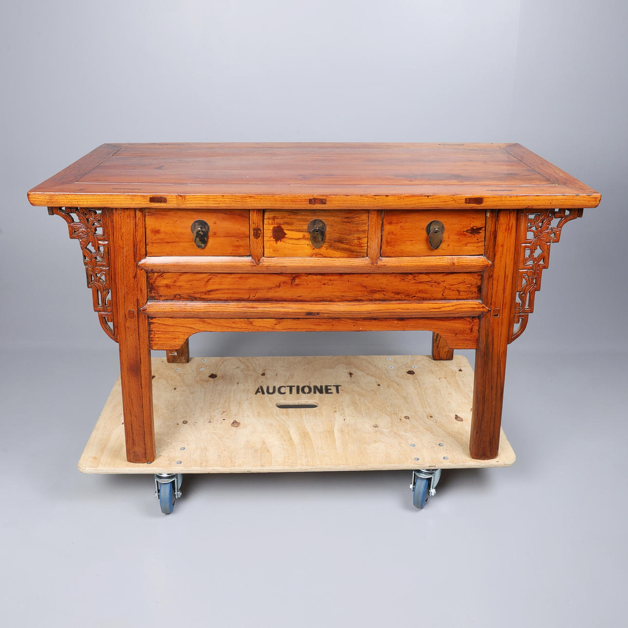 CHINESE ELM ALTAR STYLE TABLE.