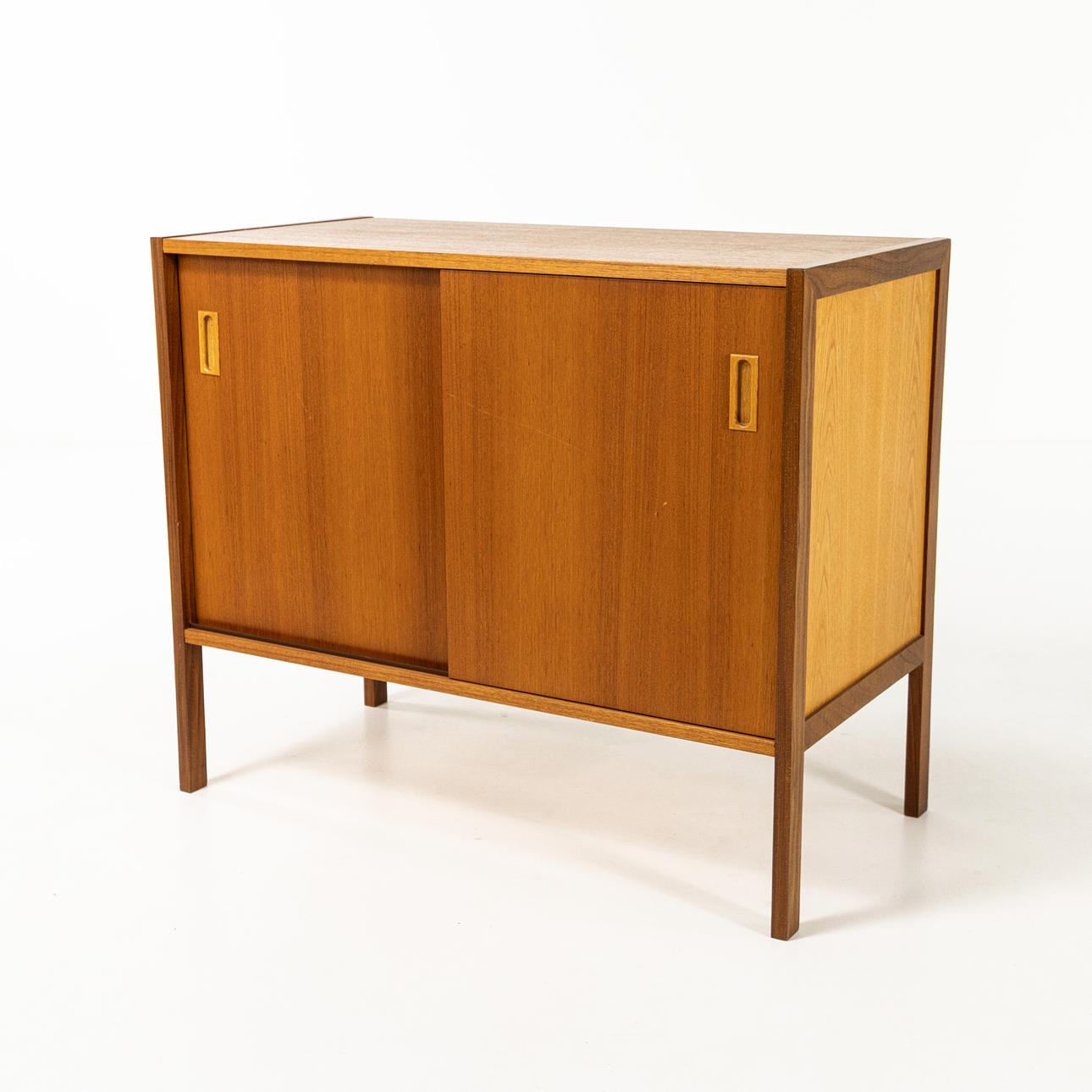 GILLIS LUNDGREN. Skåp, teak, IKEA.