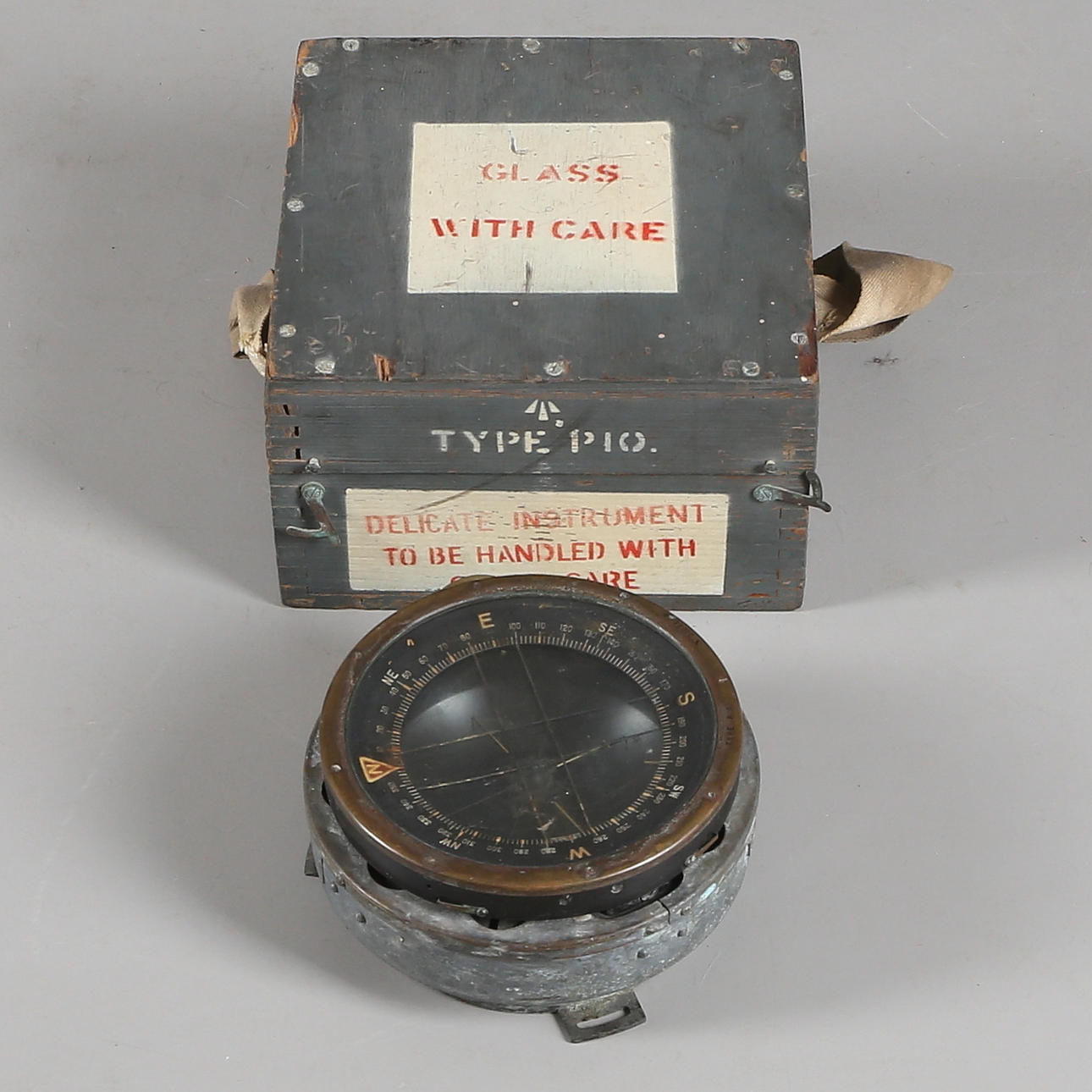 LUFTKOMPASS till FLYGPLAN, metall/glas, Type "P10", No "31026B", 1900-tal.