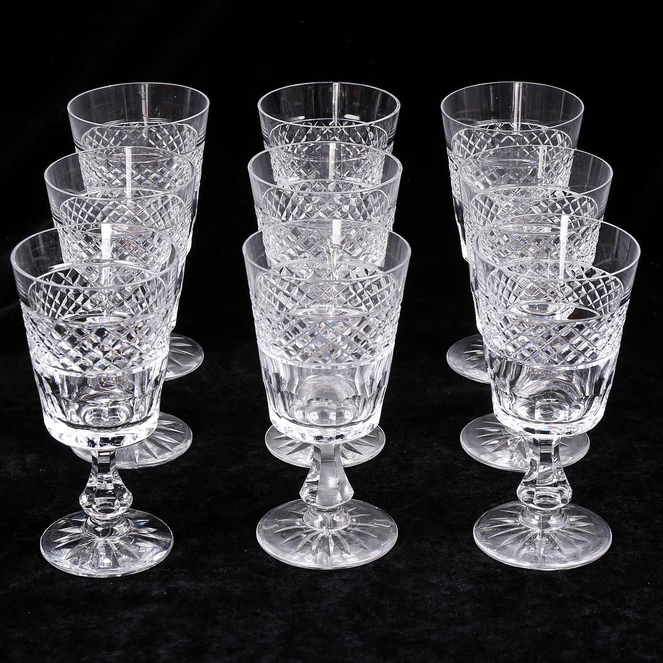 VINGLAS, 9 st, slipat glas.