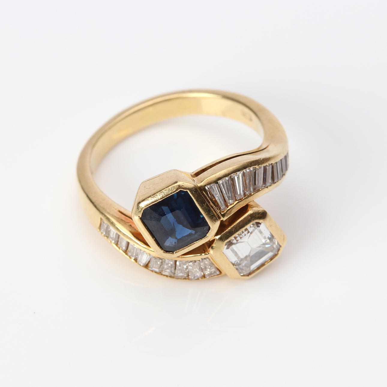 SAFIR & DIAMANTRING 18K, 7,0 g.