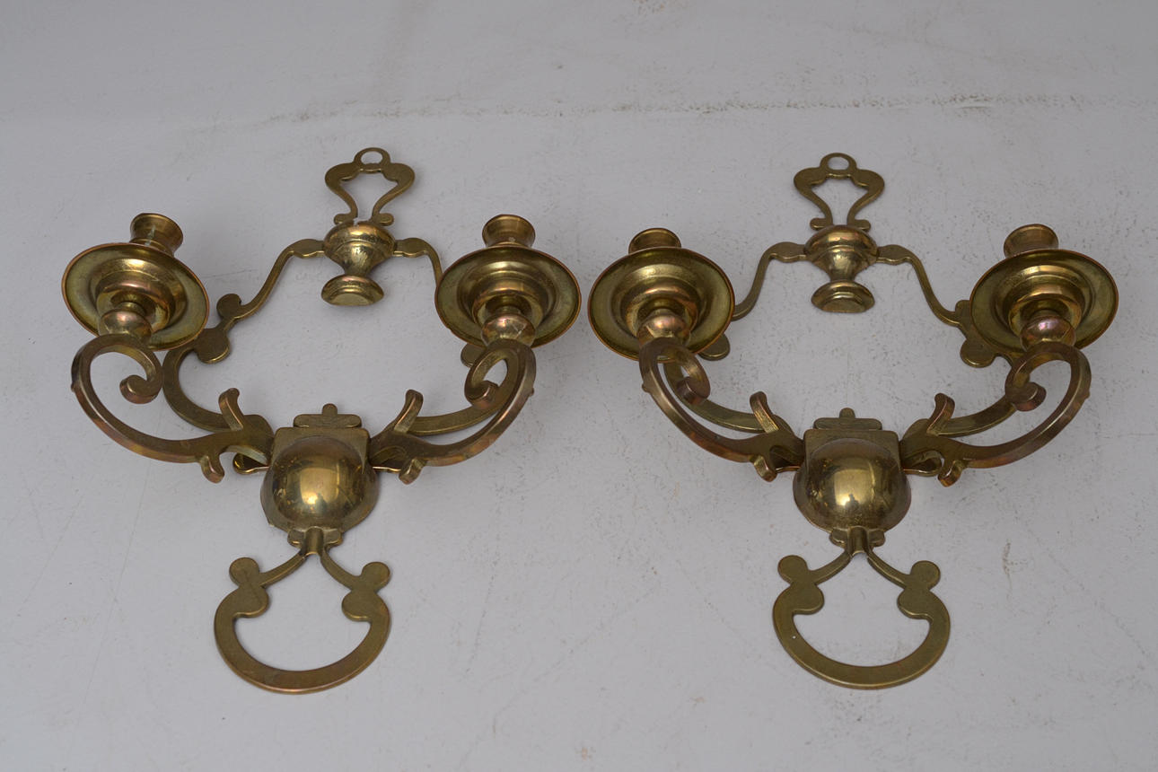 LAMPETTER, ett par barockstil.