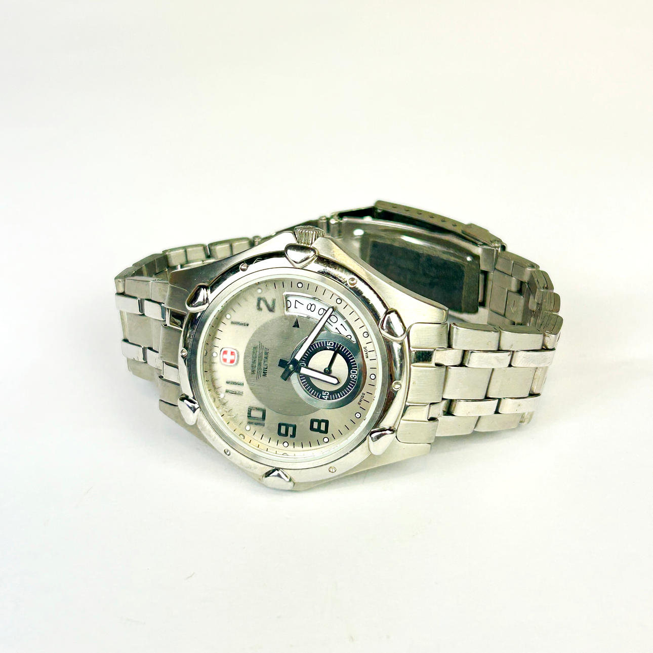 GENT'S SWISS ARMY WRISTWATCH.