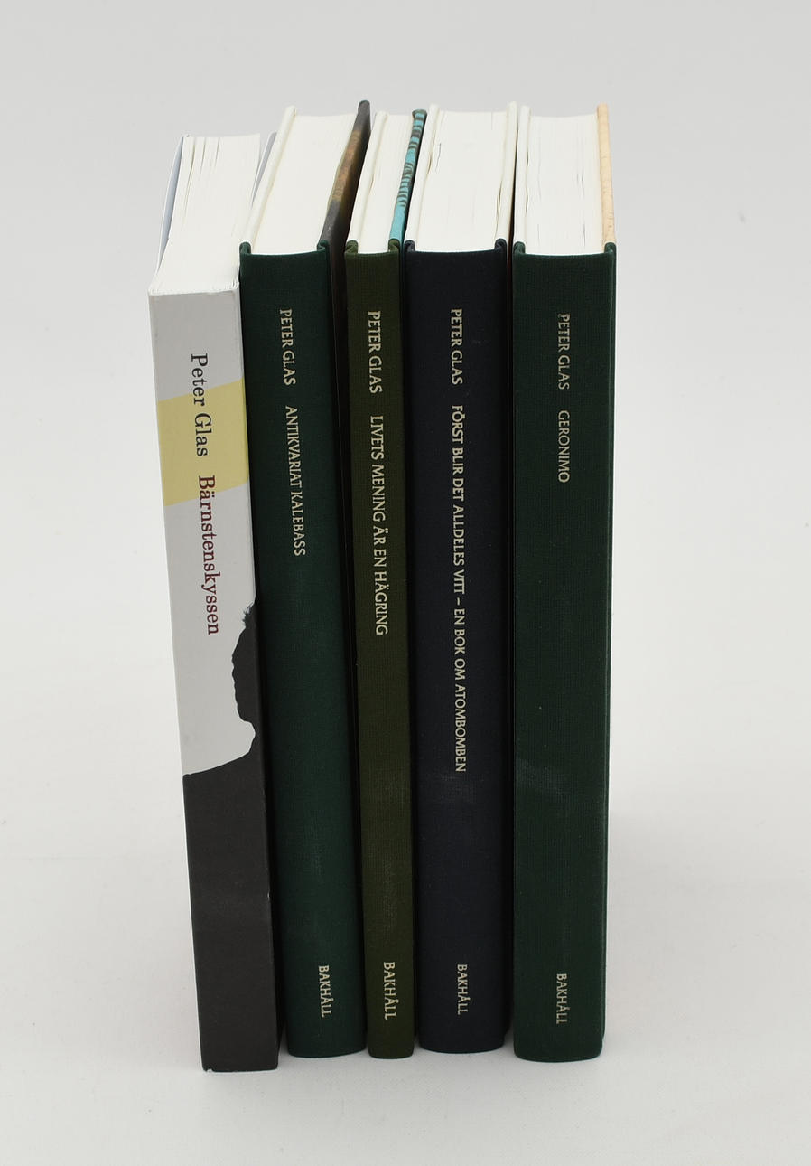 Fiction. Peter Glas. 5 volumes.