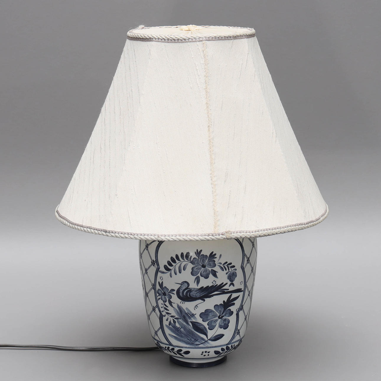 ILSE CLAESSON. Bordslampa, stengods, Rörstrand.