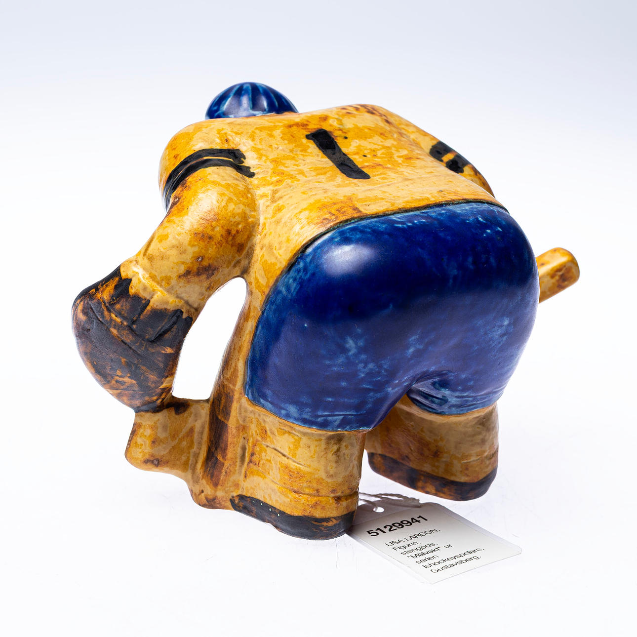 置物 Lisa Larson / Ihockeyspelare, Malvakt LISA LARSON. Figurine, stoneware, 