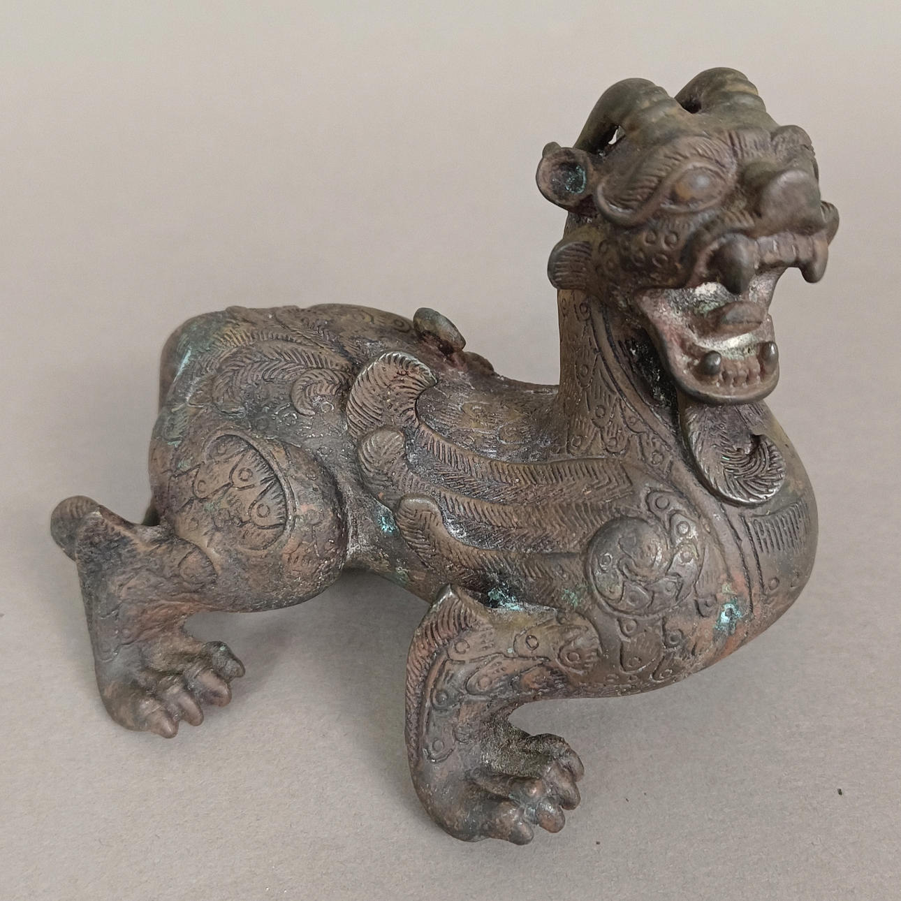 Bixie in bronze - China, Qing Dynasty. Asiatica - Bronzes - Auctionet