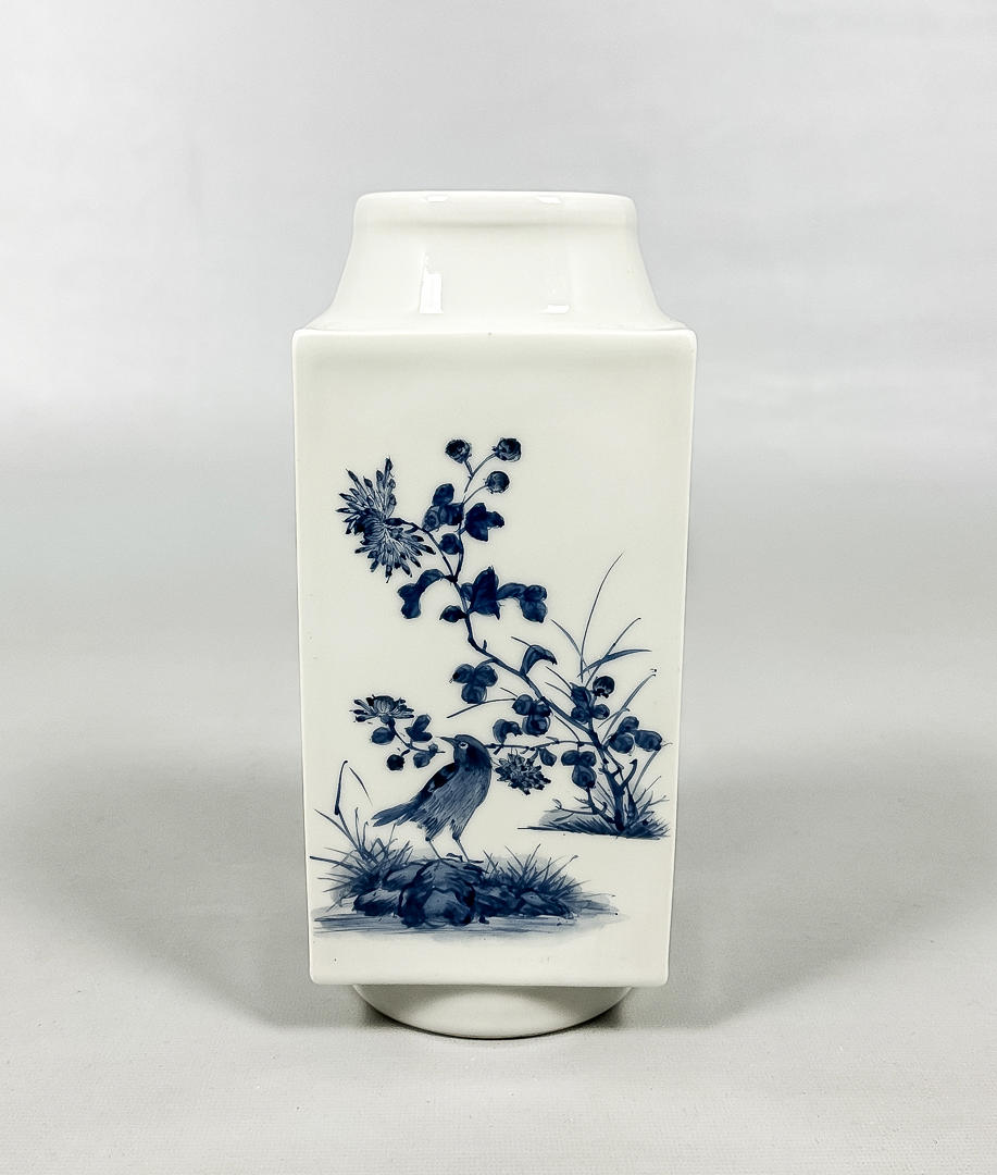 VASE, porcelain, China.